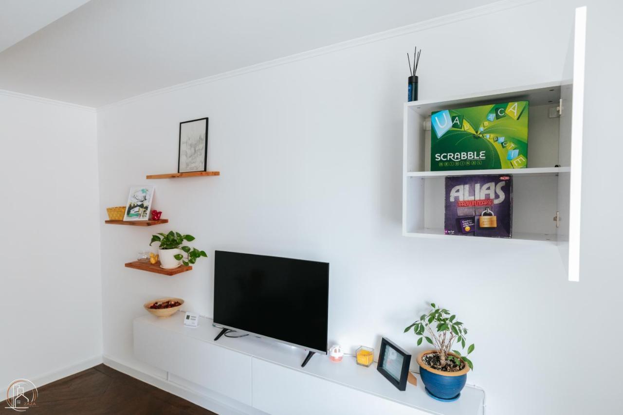 Zaza Apartament - Central Area, With Balcony Târgu Jiu Extérieur photo