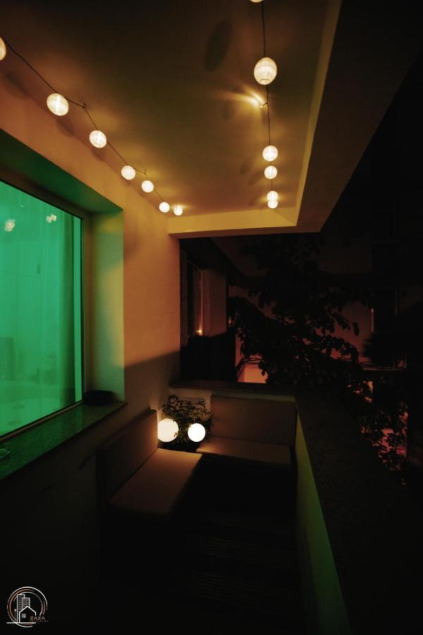 Zaza Apartament - Central Area, With Balcony Târgu Jiu Extérieur photo