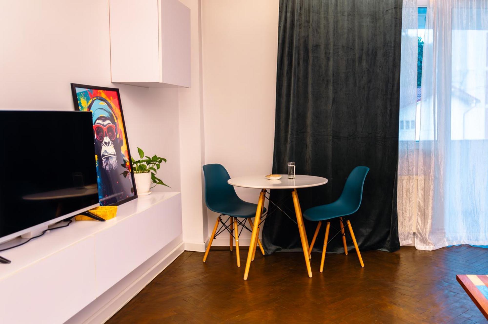 Zaza Apartament - Central Area, With Balcony Târgu Jiu Extérieur photo