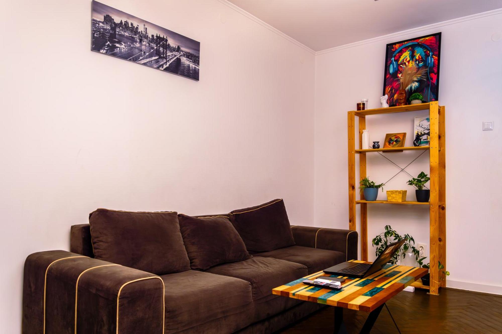 Zaza Apartament - Central Area, With Balcony Târgu Jiu Extérieur photo